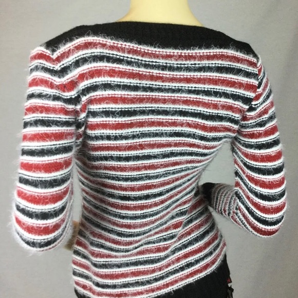 Incredible Black with burgundy and white Women’s sweater Red Rosa Brand. - Picture 3 of 9